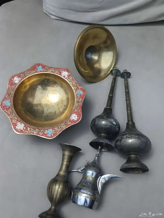 نحاسيات عتيقه وقديمه جدا 1