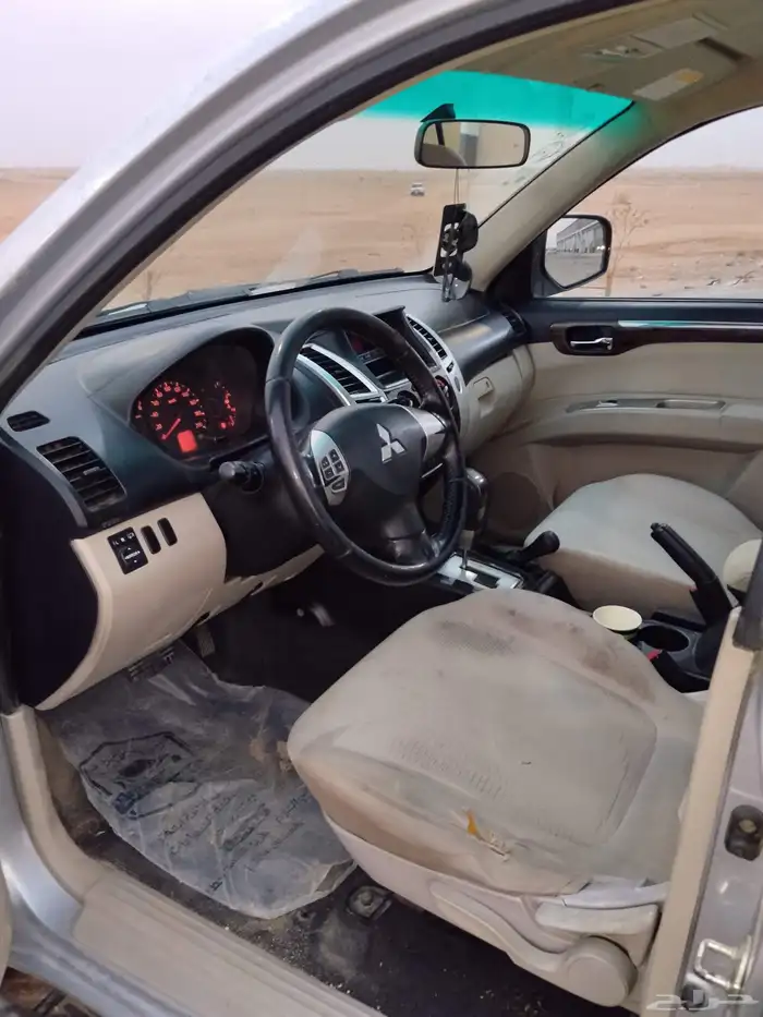 أعرض لكم جيب متسوبيشي باجيرو سبورت دبل 6 سلندر 9