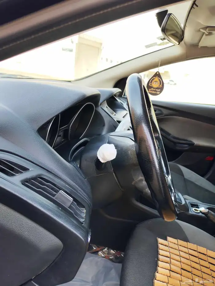 فورد فوكس موديل 2014 13