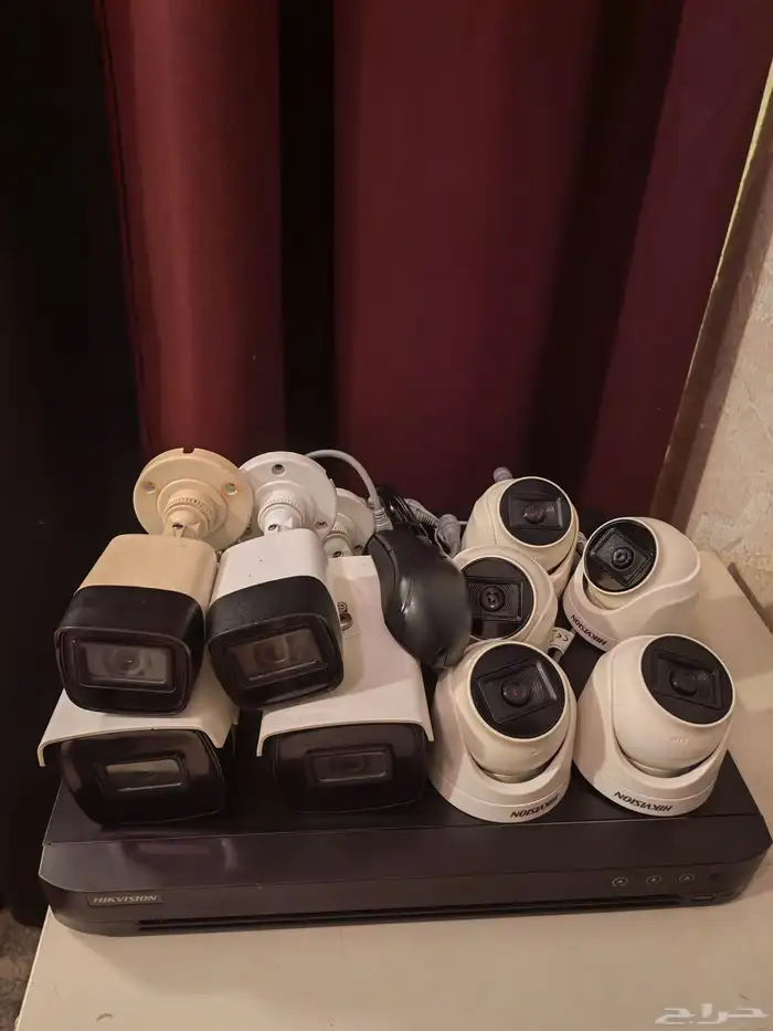 HIKVISION DS-7208HUHI-K2 DVR With 2TB Hard Disk  9 camera 6