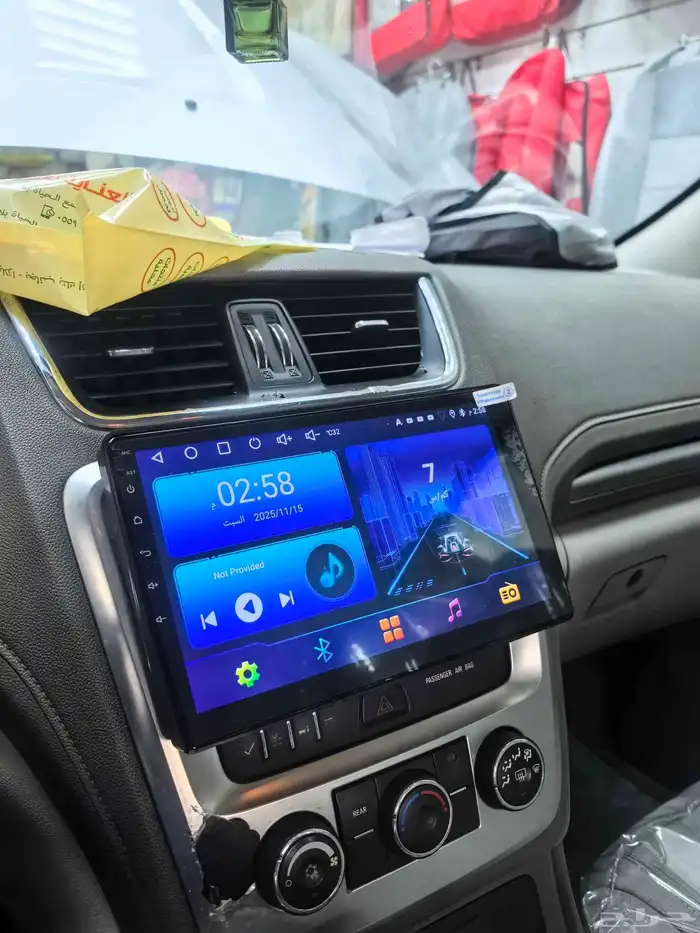 شاشات لجميع انواع السيارت دشكام سمعات للتواصل 0