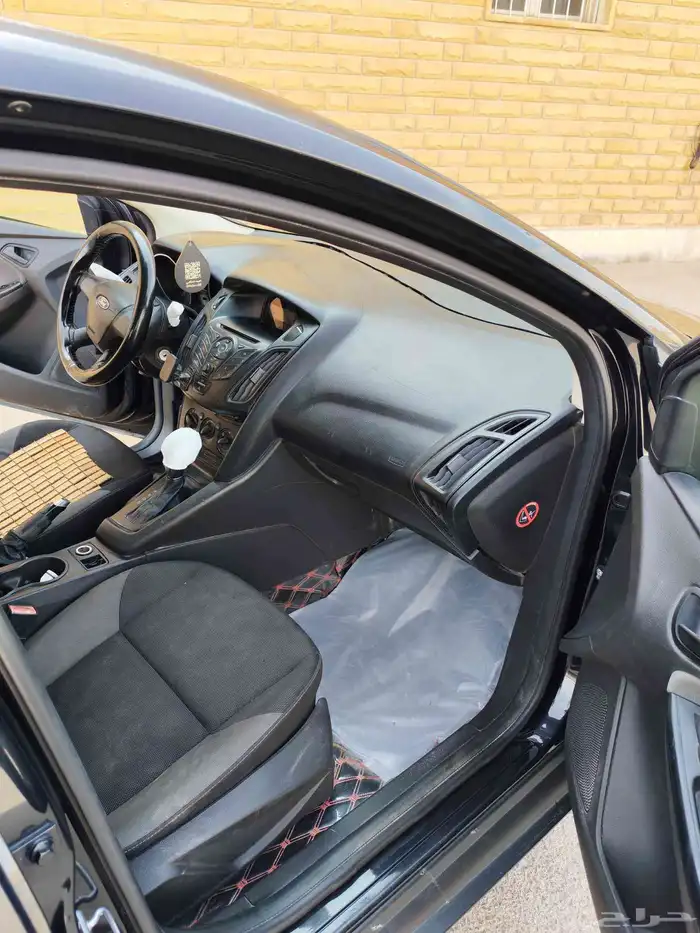 فورد فوكس موديل 2014 30