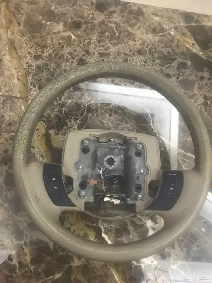 دركسون فورد فيكتوريا 2012 0