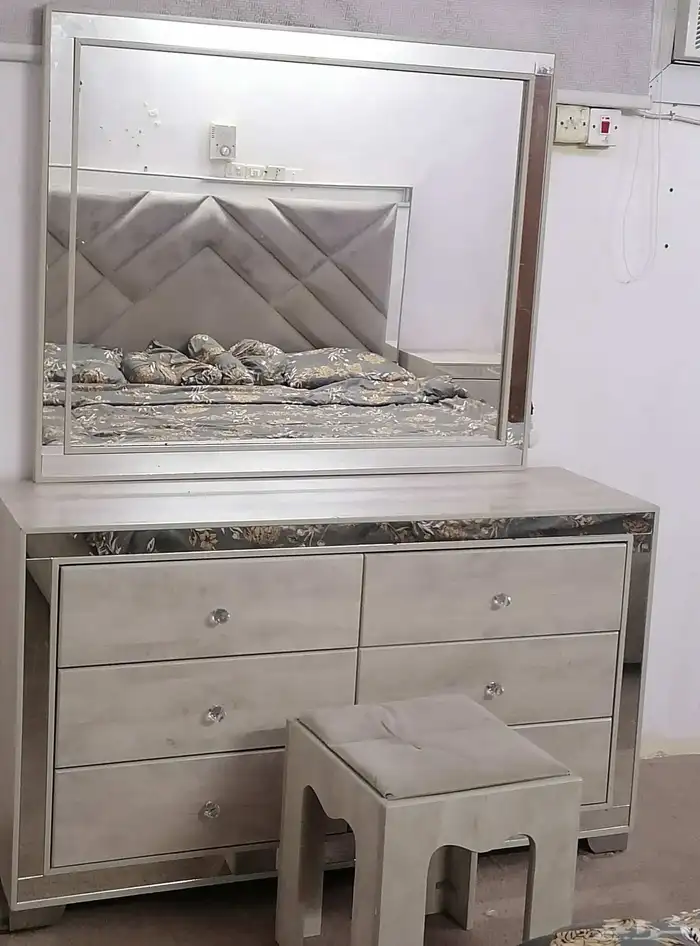 غرفة نوم للبيع 1