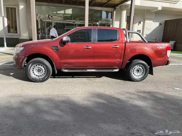 بيك اب فورد اللون احمر 2015 3