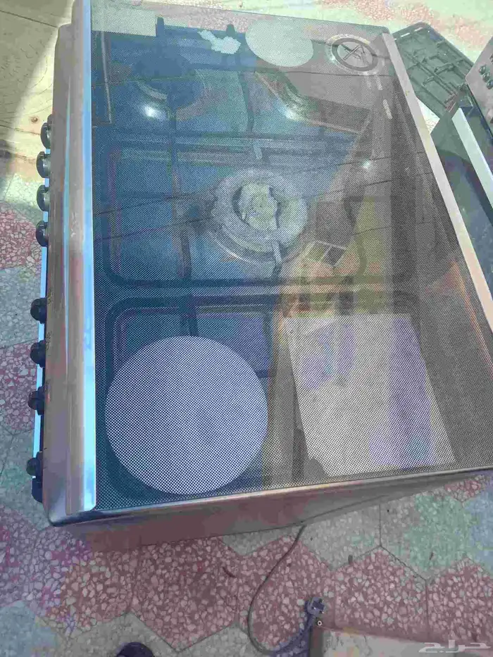 للبيع فرن غاز 5 شعله شغال ع الشرط 2