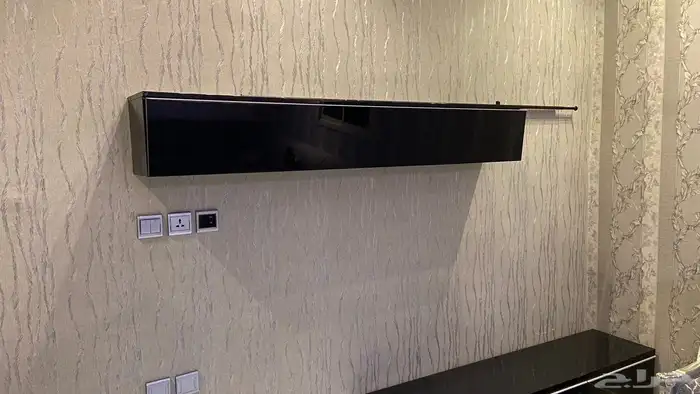 مكتبة صالة نظيفة وسليمة 0