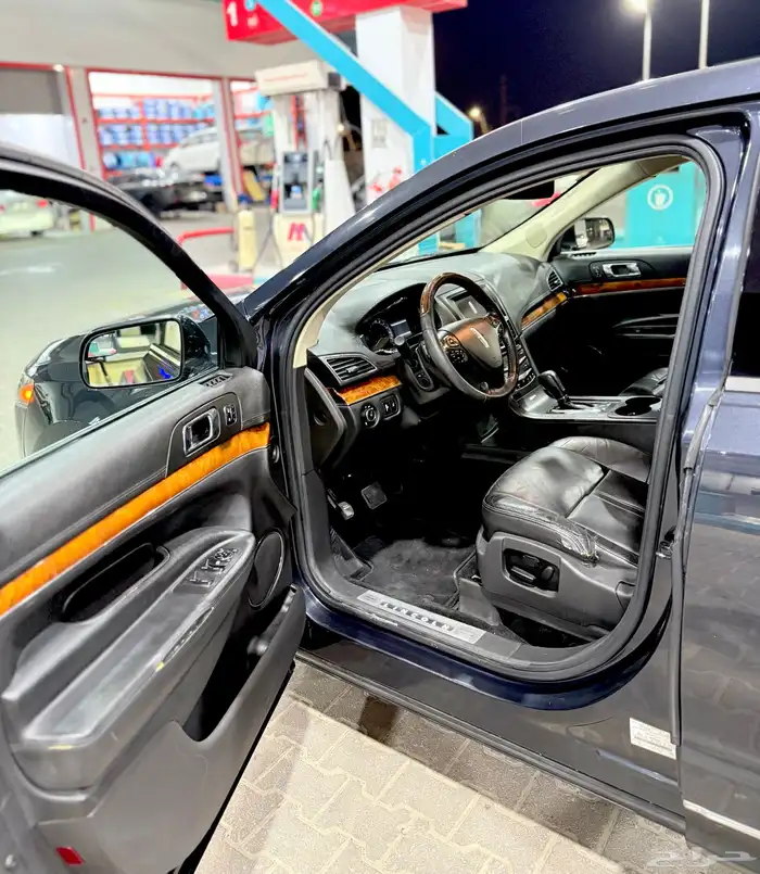 LINCOLN MKT 2014 اول مالك من الوكاله 5