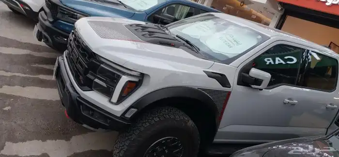 فورد رابتر ار للايجار لموسم الشتويه و الكشتات 2024 رصاصي 1