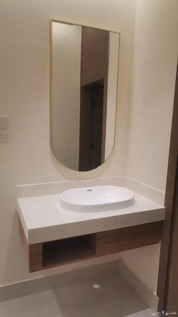 رخام صناعي مغاسل وكونترات واصطح مطبخ تفاصيل أكثر 1