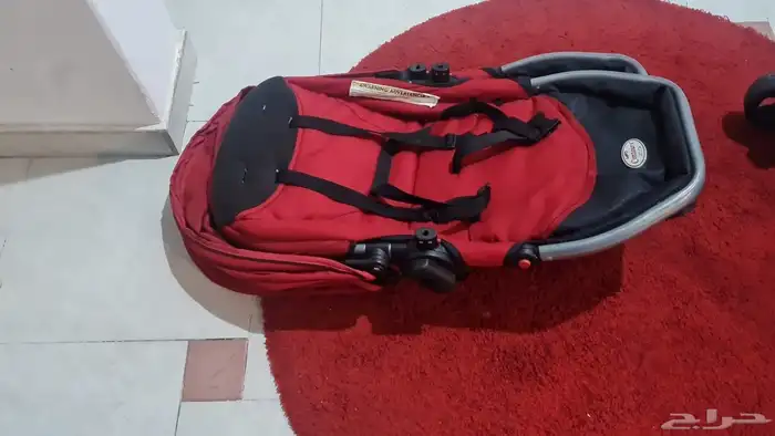 عربة اطفال تؤام بحاله ممتازة شبه جديده السعر 550 1