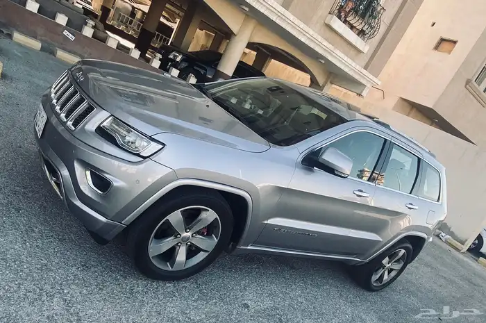 جيب قراند شروكي 2015 0