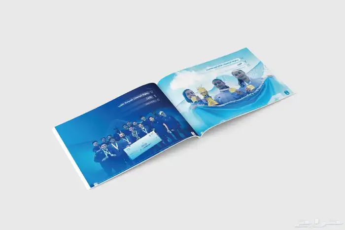 مصمم تقارير سنوية محترف 7