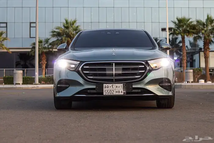 مرسيدس E300 شبه زيرو 17