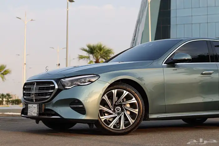 مرسيدس E300 شبه زيرو 2