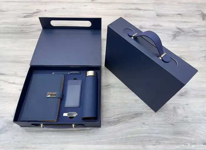 أسوار مشاريع بنر ستيكر لوحات مشاريع مضيئة اكرليك كلادينج 23