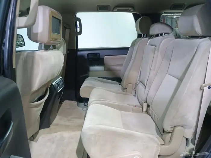 تويوتا سكويا 2009 15