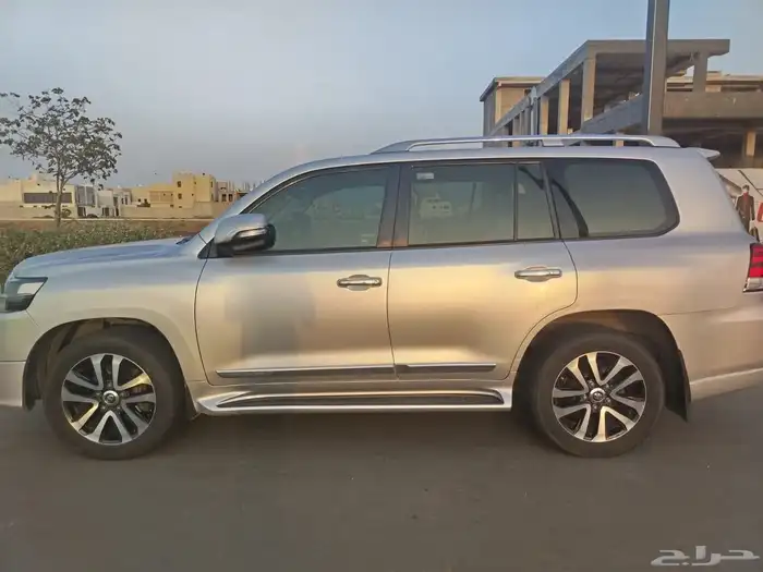 فل كامل GXR 2019 لاندكروزر 3