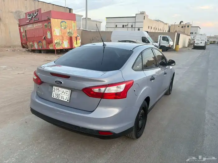 للبيع فورد 2014 مخزنه 14