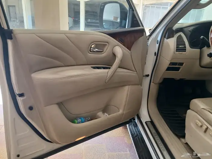 انفينتي QX80 7