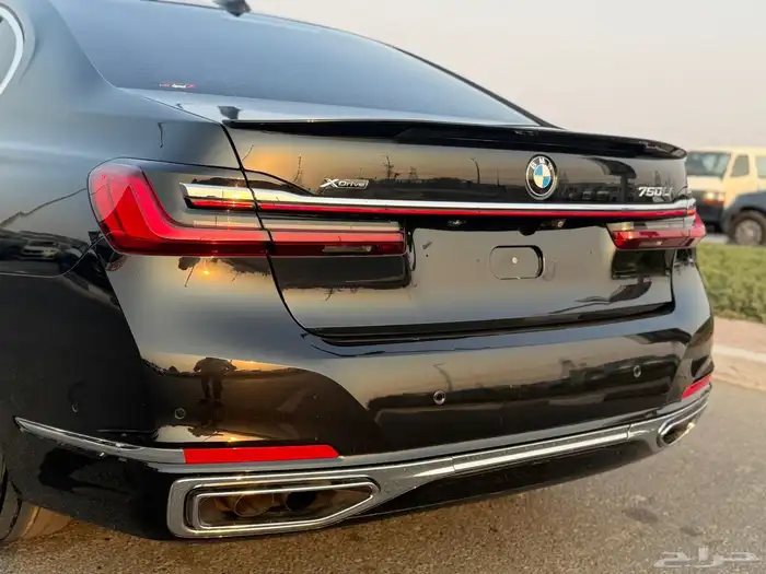 BMW 750 خليجي موجودة بدبي موديل 2021 موجودة بدبي 19