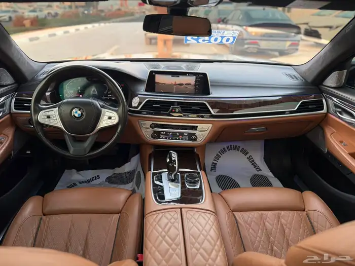 BMW 750 خليجي موجودة بدبي موديل 2021 موجودة بدبي 7