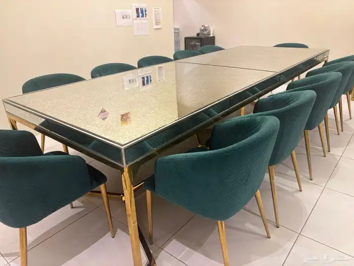 طاولة طعام 0