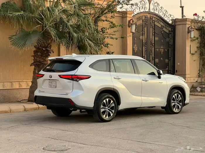 تويوتا هايلاندر 2022 7