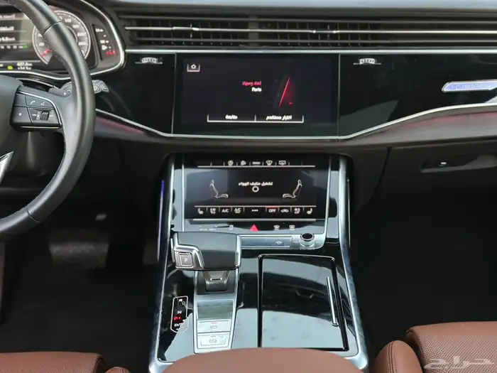 اودي Q8 2023 بلاك ادشن 23