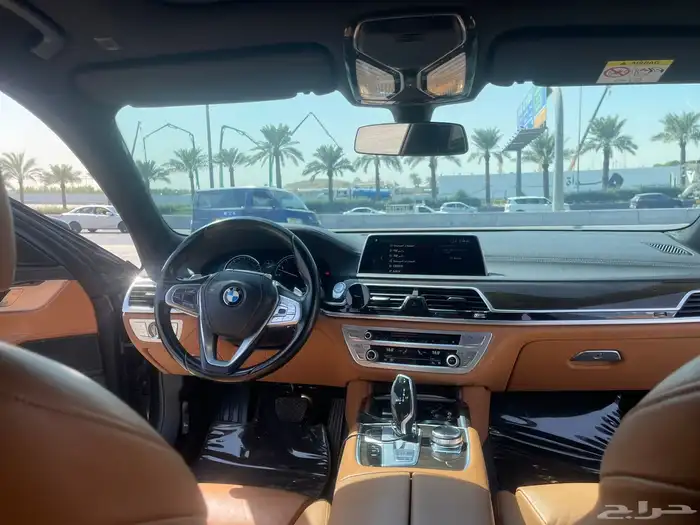BMW 740L 2019 فل كامل 14