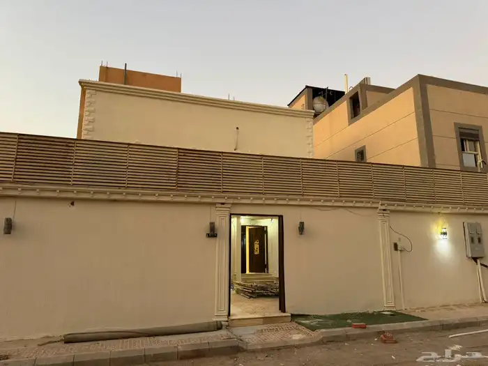 دور ارضي للايجار ( المزاحمية الهدا 0