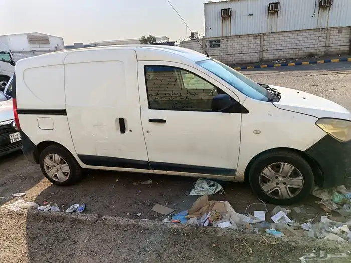 للبيع سيارة رينو دوكر 2019 4