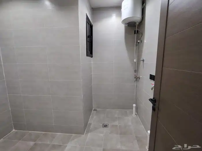 للبيع شقق وسط الخدمات بخميس مشيط غرب الخميس بسعر 520 الف 6