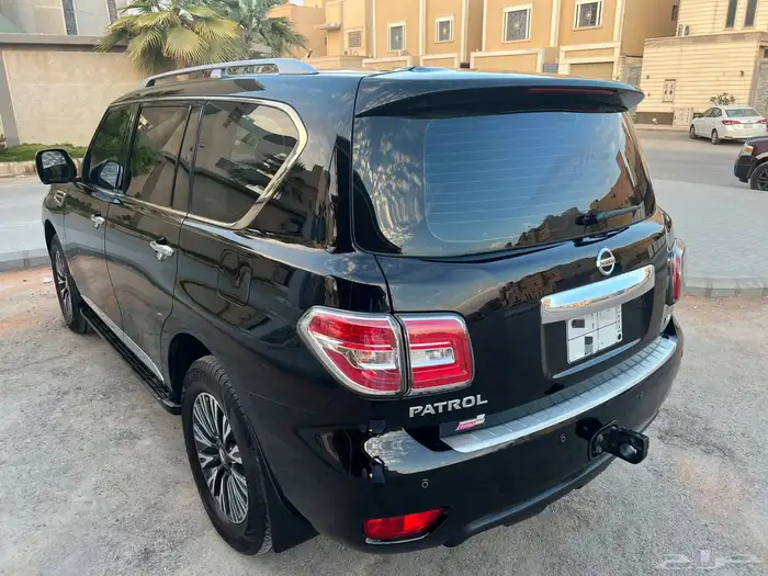 نيسان باترول 2019 بلاتينوم نظيف 7