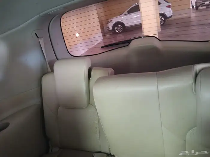 انفينتي QX80 9