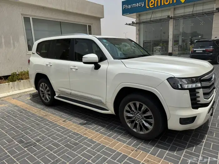 جيب لاندكروزر 2022 4