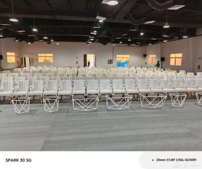 تاجير كرسي وطاولات تاجير كنب تاجير خيام تاجير جلسات شعبيه تا 2