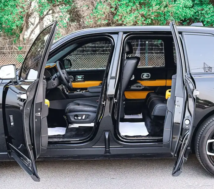 للبيع  رولز رويس كولينان 2023 15