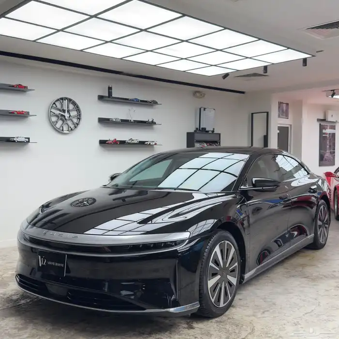 لوسيد اير 2025 الممشى اقل من 100 كيلو 2