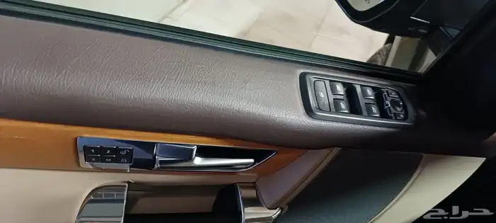 لاند روفر 2014 8