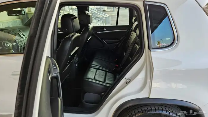 جيب فلوكس واجن تيقوان ار لاين 2014 7