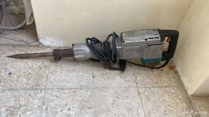 دقاق ماكيتا مستخدم حجم كبير السعر(1200) قابل للتفاوض 0