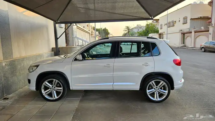 جيب فلوكس واجن تيقوان ار لاين 2014 1