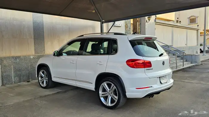 جيب فلوكس واجن تيقوان ار لاين 2014 18