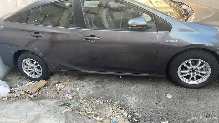 للبيع 2017 TOYOTA PRIUS تويوتا بريوس هايبرد 0