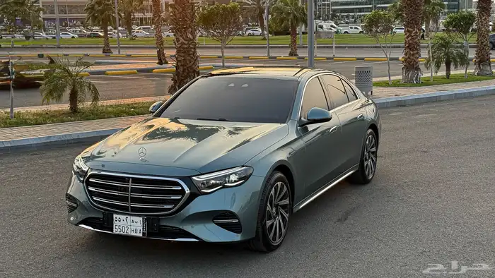 مرسيدس E300 شبه زيرو 16