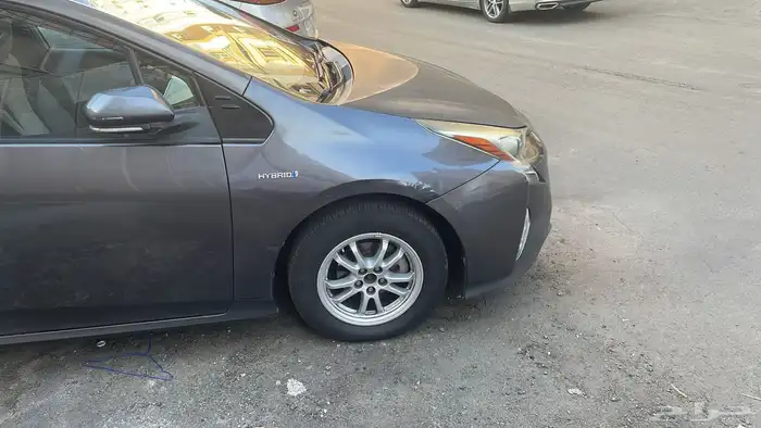 للبيع 2017 TOYOTA PRIUS تويوتا بريوس هايبرد 1