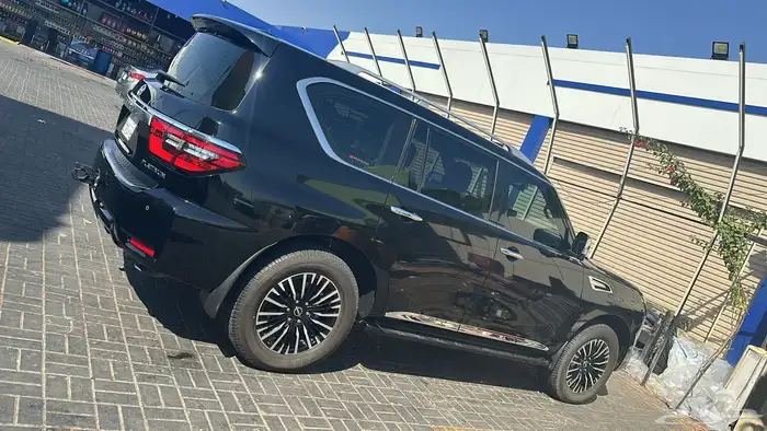 باترول بلاتينوم 2024 فل كامل داخلي احمر 0