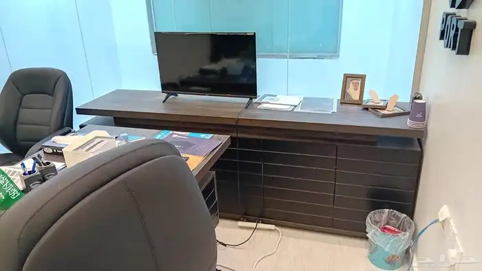 مكتب وكراسي 4