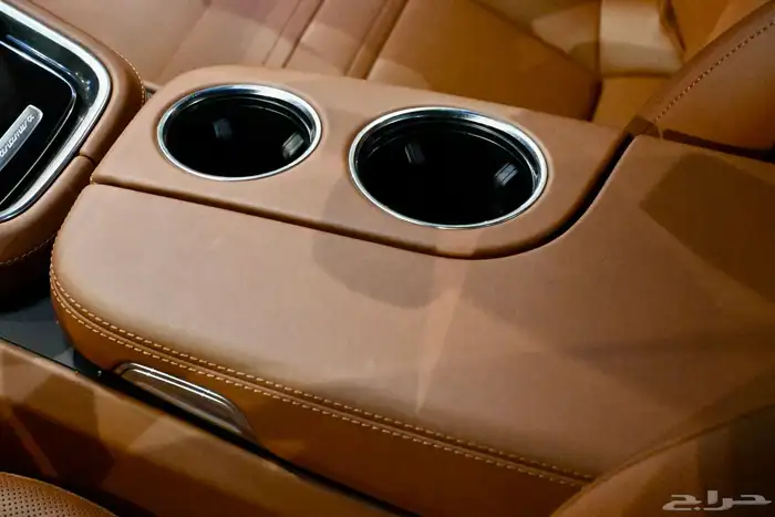 بورش باناميرا Panamera executive 2022 ضمان وصيانه مجانيه 10